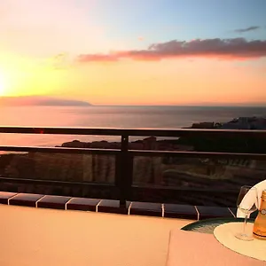 Sunset Paradise Attic Costa Adeje (Tenerife)